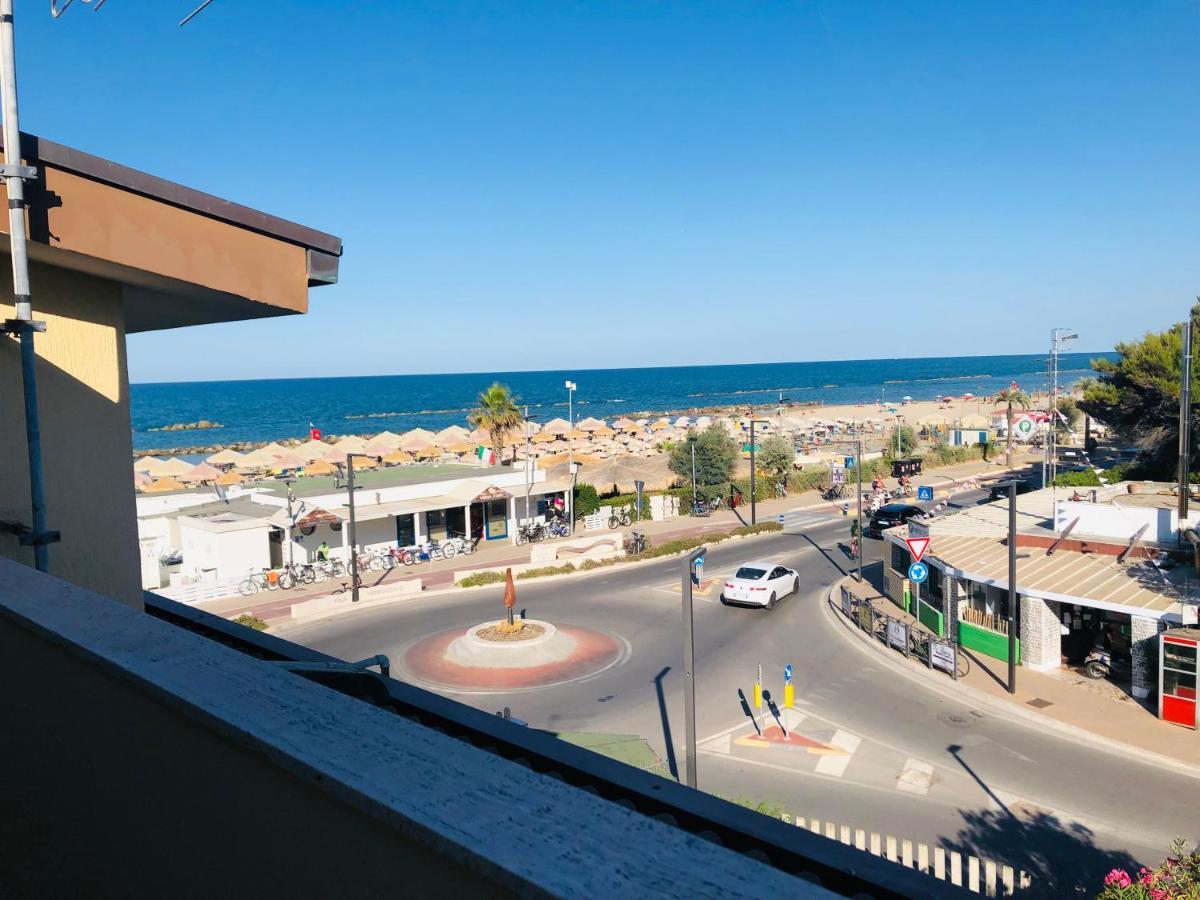 Montesilvano MarinaSunrise Beach House - Sea View公寓 外观 照片
