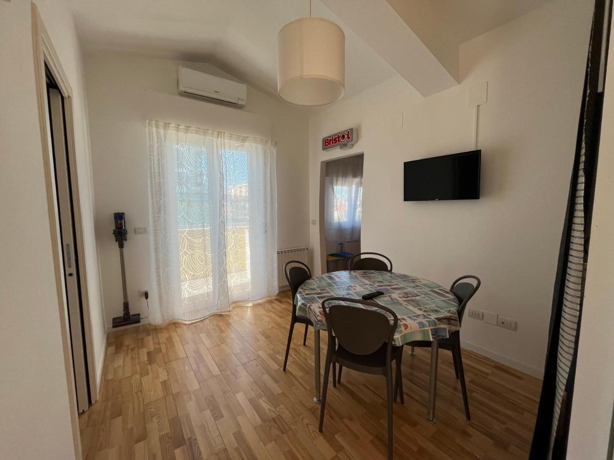 Montesilvano MarinaSunrise Beach House - Sea View公寓 外观 照片